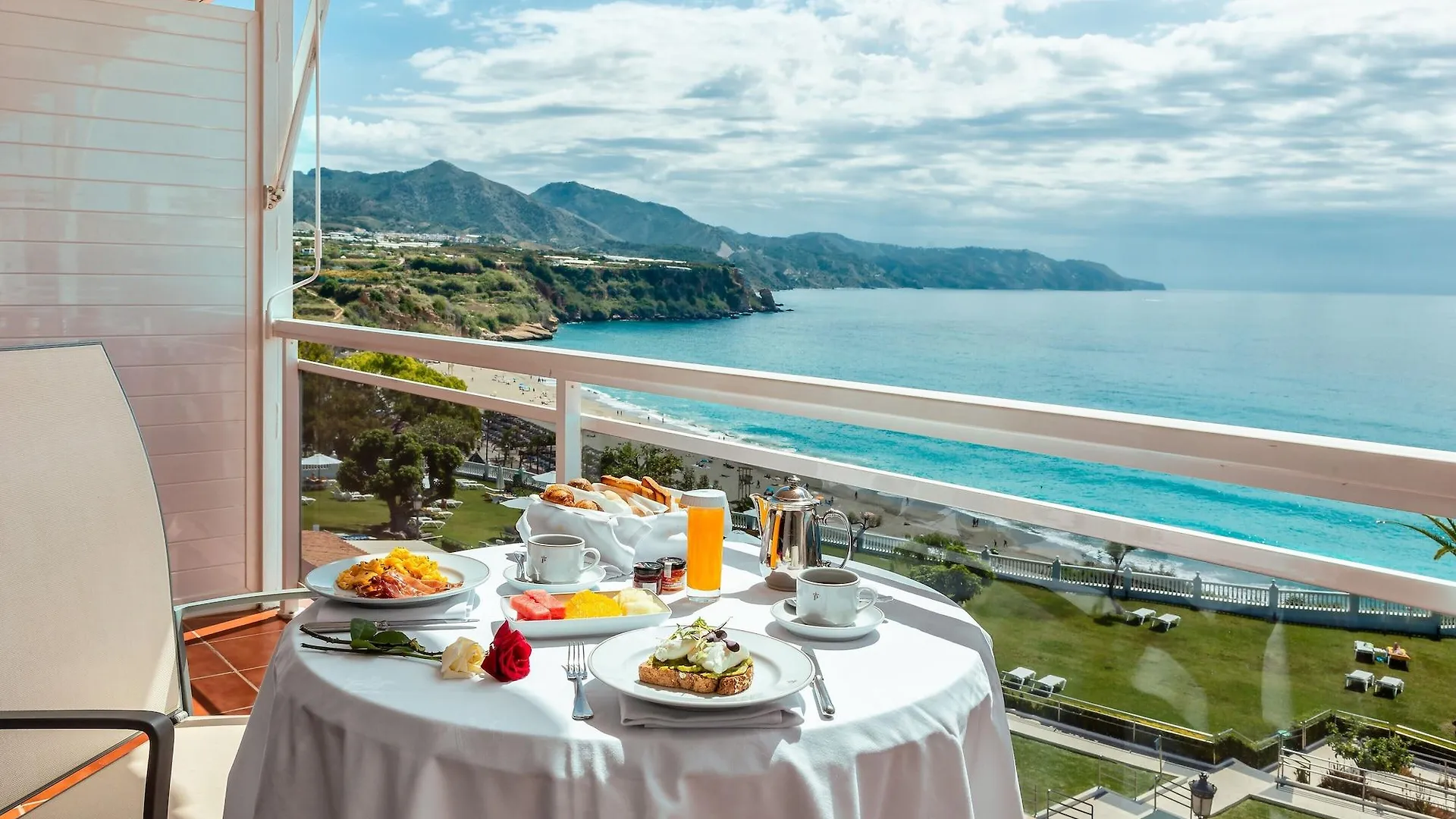 Parador De Nerja Hotel 4*,  Spanien