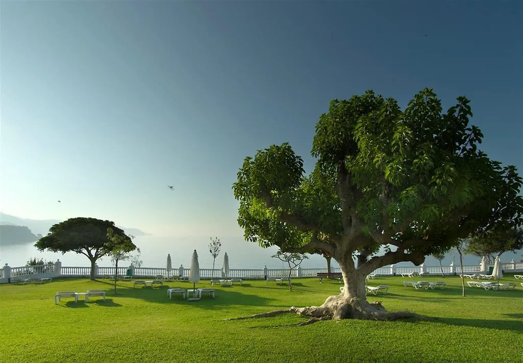 Parador De Nerja Hotel